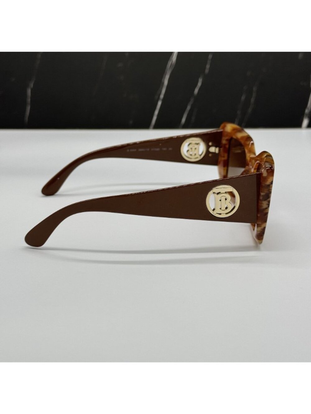 Burberry Be4344 394013 Cat Eye Sunglasses Authentic NEW - Picture 7 of 10